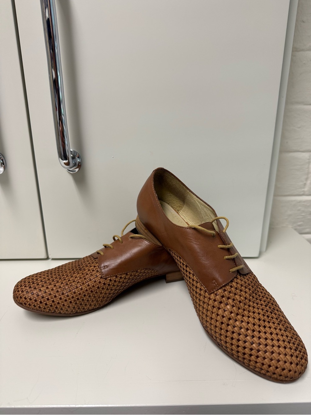 Ria Rosa Women’s Brown Woven Leather Oxford Shoes Size US & - Picture 2 of 8